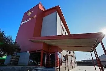 Basic Hotel 2*