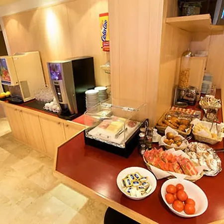 Hotel Basic