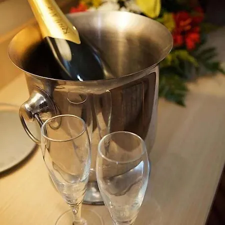 Hotell Basic Olerdola