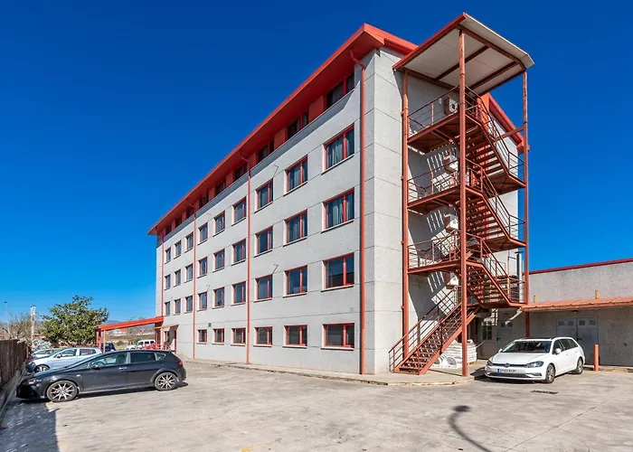 Basic Hotel 2*