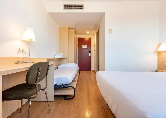 Basic Hotel Olerdola
